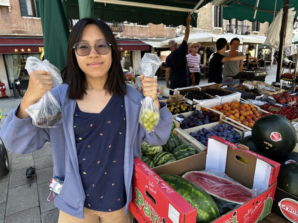 fruit market