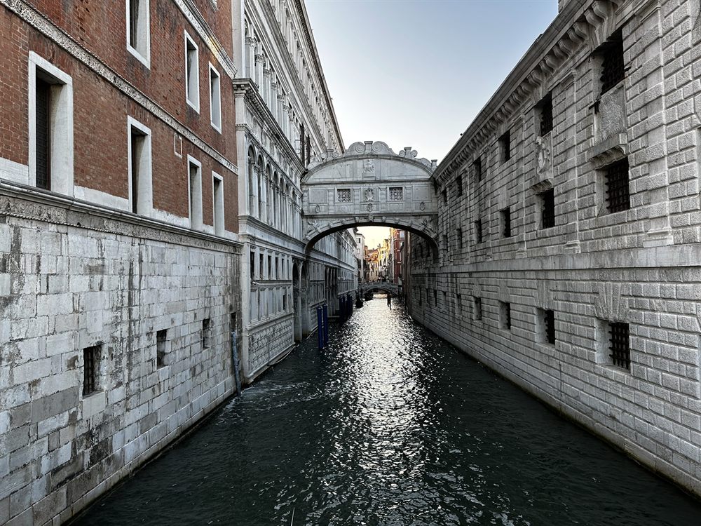 Venice Calnal